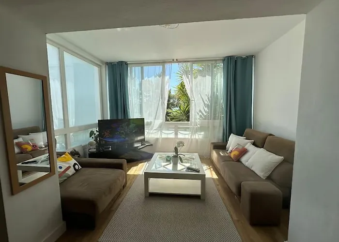 Appartement Neuf, 2 Chambres, Climatise, Route Des Sanguinaires